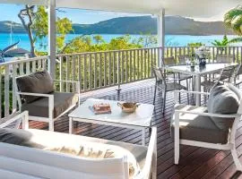 Casuarina 18 Ocean View House Central Location BBQ Golf Buggy