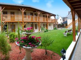 Hôtel De Normandie，位于Conches-en-Ouche的酒店
