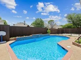 Family Fun Retreat- Pool & Entertainment Haven! home