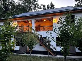 Nurata mountains Hayat guesthouse
