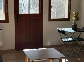 Studio au cœur du vieux village