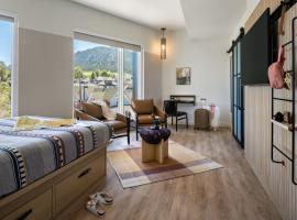 Moxy Boulder University，位于博尔德的酒店