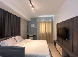 Furnished unit near IT Park, Ayala, Banilad，位于Carreta的酒店