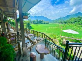 Meadow Mai Chau Homestay，位于枚州县的酒店