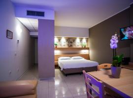 Romea Bike Aparthotel，位于切塞纳的酒店