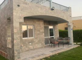 Blue Waves Villa Ras Al Hikma，位于马特鲁港的酒店