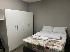 Contractors Accommodation at pio guest house，位于梅富根的酒店