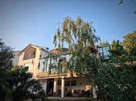 Mirta Apartment
