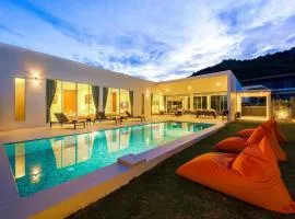 Modern 4 Bed Private Pool Villa - KH-B6