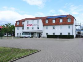 REGIOHOTEL Salzland Schönebeck，位于Frohse的酒店