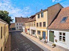 3 Bedroom Lovely Home In Faaborg，位于福堡的酒店