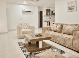 247 Luxury Hotel & Apartment Ajah，位于莱基的酒店