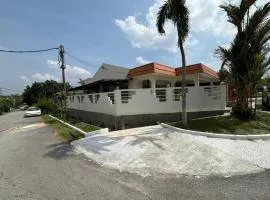 Kajang Cheras Semenyih putrajaya small party house