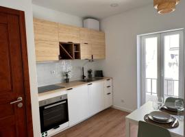 Salty Apartments，位于纳扎雷的海滩酒店