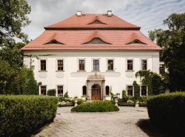 Pałac Mojęcice