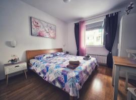 Room Armani，位于罗维尼的旅馆