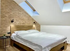 ApartPoltava НОВА ексклюзивна мансарда з виходом на дах в ЦЕНТРІ міста