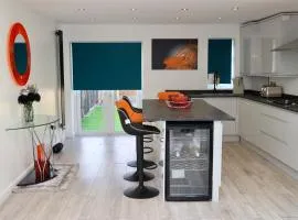 Well furnished 4 bedroom house in Rainham