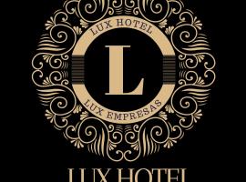 LUX HOTEL - Andahuaylas，位于安达韦拉斯的酒店