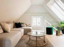 Very Central Beautiful Modern Apartment