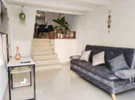 Hermosa casa en Ibagué, cerca al Parque Deportivo, Éxito y Homecenter，位于伊瓦格的酒店