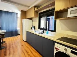 Studio Central Todo Planejado com Ar Condicionado