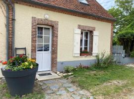 Petite maison de bourg，位于Noyers的酒店