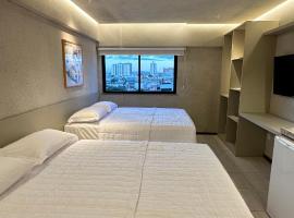 Loft 2 Celita Franca Business e Flat，位于费拉迪圣安娜的酒店