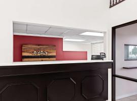 Red Lion Inn & Suites Pontoon Beach，位于Pontoon Beach的酒店