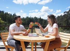 Hotel Rocas De Zunuba，位于Sutatausa的酒店