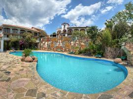Casona Colonial de la Misión，位于塔斯科·德·阿拉尔孔的酒店