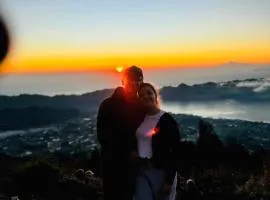 Jeepsunrise & treking mount batur