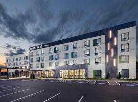 Courtyard by Marriott Russellville，位于拉塞尔维尔的酒店