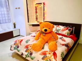 Wonder Teddy Indah House for 1-11pax at Bukit Indah Near Legoland and Ecobotanic，位于新山的酒店