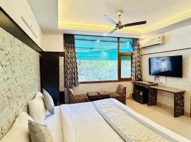 Hotel Satwah Home Stay Just 10 Minute Away Form Nizamuddin Railway Station