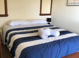 Yarrabin Retreat A Frame House，位于OʼConnell的酒店