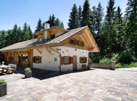 Unterurban DIE EINS，位于Unsere Liebe Frau im Walde的酒店