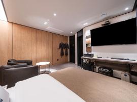 Cielo hotel，位于堤川市的酒店
