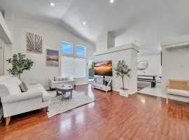 # Marbella Lane - 4BR Lavish Castle Retreat