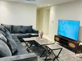 AL HUWAILAT DELUXE APPARTMENT