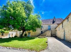 Chambre d'hôte "La Pierre" Domaine de Fonpeyroune，位于Conne-de-Labarde的酒店