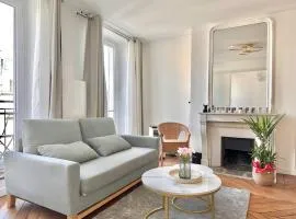 Luxury Apartment in Sébastopol Near Louvre