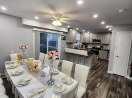 Perfect House in Pocono with hot tub and sauna steam，位于托比汉纳的酒店