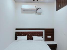 Goenka Home Stay Barsana，位于Barsāna的酒店
