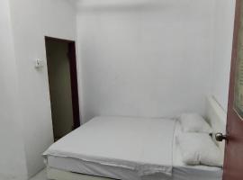 Homestay Afeeya kuala krai，位于Kuala Kerai的酒店