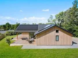 Cozy Home In Millinge With Sauna