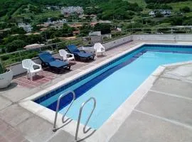 El Rodadero, 4 habitaciones con piscina y terraza