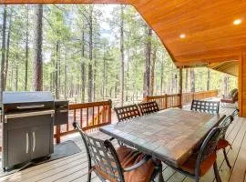 Large Backyard and Playset Family Cabin in Pinetop!