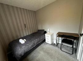 Double Room XXX Manchester，位于米德尔顿的酒店