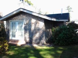The Highland Cottage on Sheepscot，位于Edgecomb的酒店